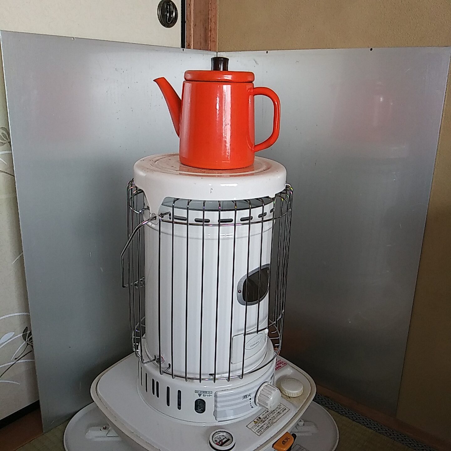 コロナ石油ストーブ